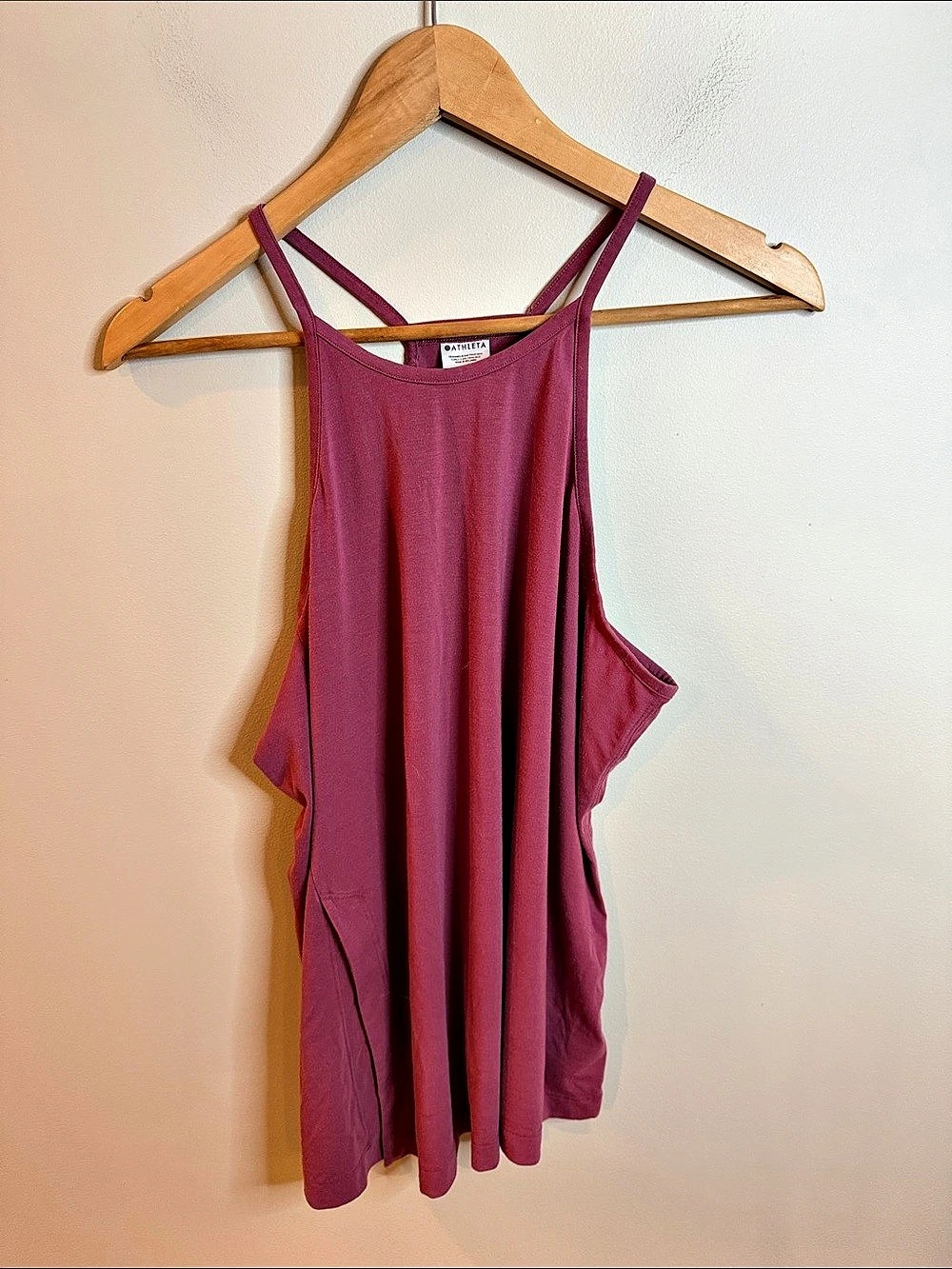 5/$25!! Athleta Performance Top pinkish/red Large